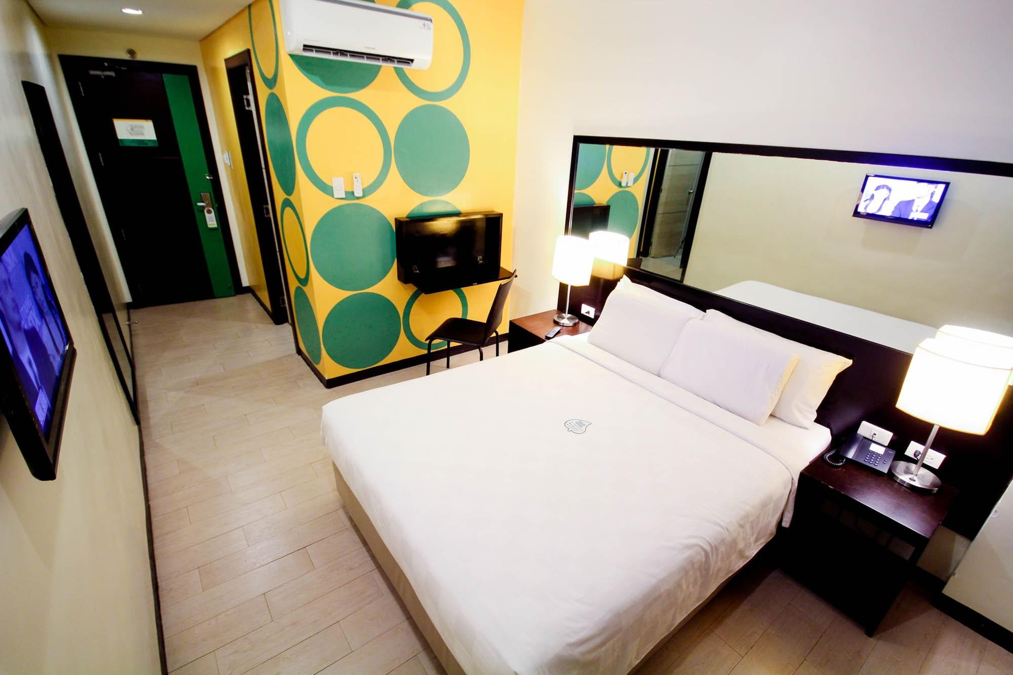 Go Hotels Puerto Princesa Exterior photo
