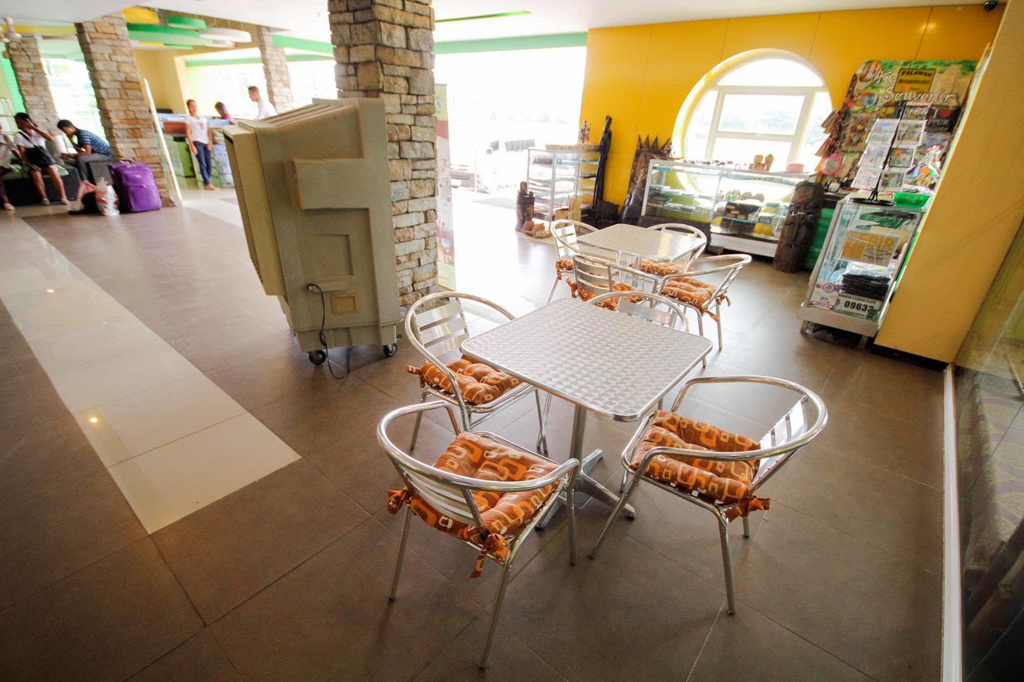 Go Hotels Puerto Princesa Exterior photo